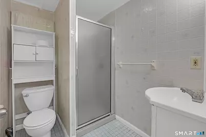 30 Sherbrooke Street, Bristol, CT 06010 - Photo 23