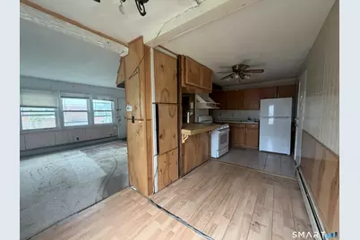 46 Vought Place, Stratford, CT 06614 - Photo 7