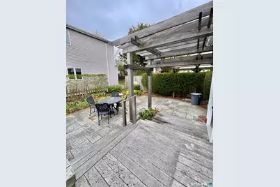 21 Diving Street, Stonington, CT 06378 - Photo 5