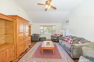 17 Fleetwood Ave, Bethel, CT 06801 - Photo 7