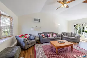 17 Fleetwood Ave, Bethel, CT 06801 - Photo 5