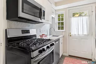 289 Bridge St, Stamford, CT 06905 - Photo 5