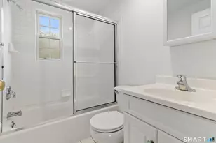 289 Bridge St, Stamford, CT 06905 - Photo 15