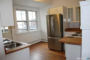 45 W Main St, Groton, CT 06355 - Photo 3