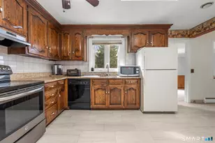 205 Nichols Ave, Shelton, CT 06484 - Photo 7