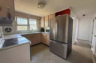 300 Mansfield Ave, Windham, CT 06226 - Photo 7