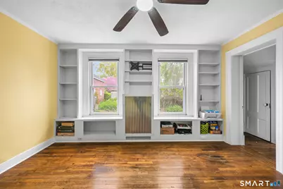 95 Monument Street, Groton, CT 06340 - Photo 13