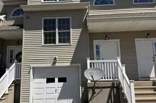 44 Taft Point, Waterbury, CT 06708 - Photo 1