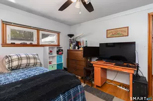 405 Gracey Ave, Meriden, CT 06451 - Photo 11