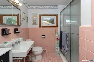 405 Gracey Ave, Meriden, CT 06451 - Photo 15