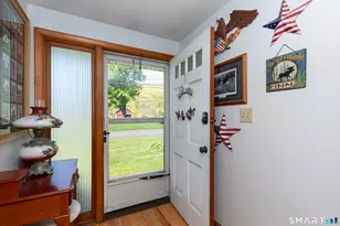 405 Gracey Ave, Meriden, CT 06451 - Photo 5