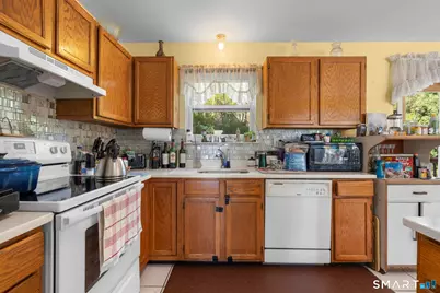 123 River Road, Shelton, CT 06484 - Photo 15