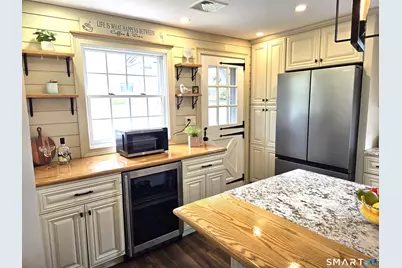 748 Maple Street, Rocky Hill, CT 06067 - Photo 7
