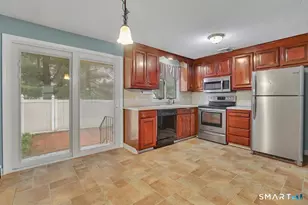 3 St Marc Cir, South Windsor, CT 06074 - Photo 9