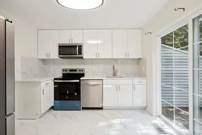 14 South Street #12, Danbury, CT 06810 - Photo 9