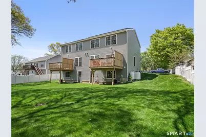 100 Dirienzo Heights #100, Derby, CT 06418 - Photo 5