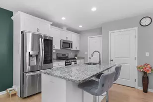 100 Dirienzo Heights, Derby, CT 06418 - Photo 11
