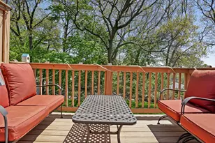 100 Dirienzo Heights, Derby, CT 06418 - Photo 17