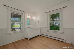 395 N Main St, Manchester, CT 06042 - Photo 5