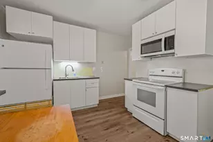395 N Main St, Manchester, CT 06042 - Photo 11