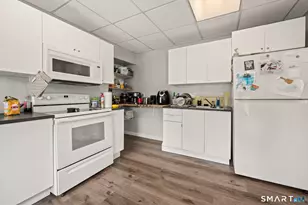 395 N Main St, Manchester, CT 06042 - Photo 29