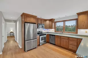 1015 Northrop Rd, Wallingford, CT 06492 - Photo 19