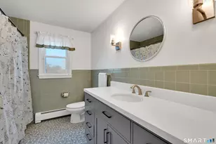 1015 Northrop Rd, Wallingford, CT 06492 - Photo 13