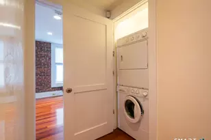 116 Crown St, New Haven, CT 06511 - Photo 17