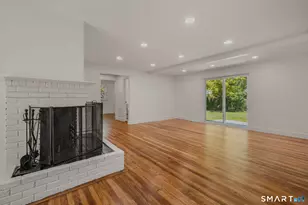 86 Pegasus Dr, Groton, CT 06340 - Photo 11