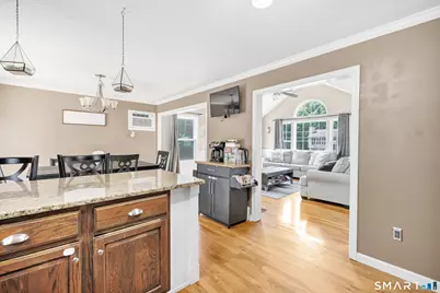 52 Brittany Lane, Naugatuck, CT 06770 - Photo 5