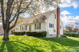 6 Roberts Rd, Enfield, CT 06082 - Photo 3