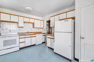 135 6th Ave, Stratford, CT 06615 - Photo 11