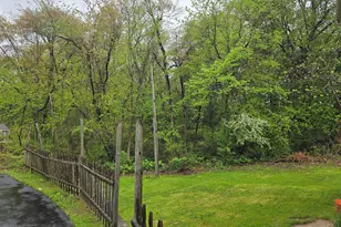 103 Capen St, Windsor, CT 06095 - Photo 9