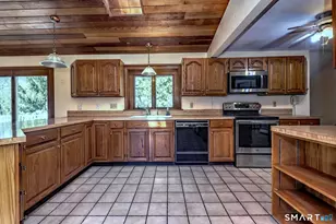 181 Bryan Hill Rd, Milford, CT 06460 - Photo 21
