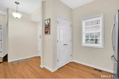 2 Christopher Court, Ellington, CT 06029 - Photo 7