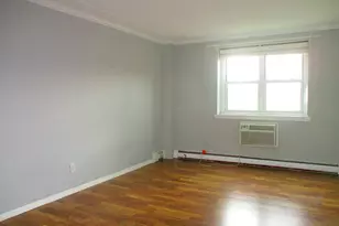 27 Northill St, Stamford, CT 06907 - Photo 9
