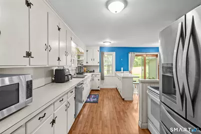 527 Lake Street, Manchester, CT 06042 - Photo 3