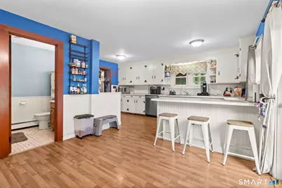527 Lake Street, Manchester, CT 06042 - Photo 9