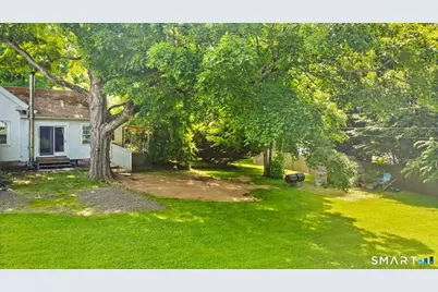 527 Lake Street, Manchester, CT 06042 - Photo 17