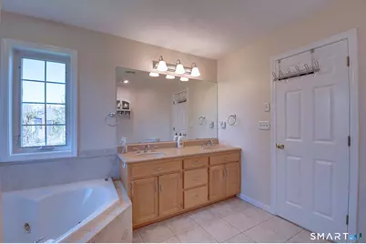 67 Ridgeview Crossing, Newington, CT 06111 - Photo 23