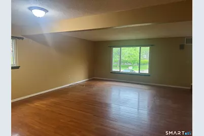 49 Cliffside Drive #B, Manchester, CT 06042 - Photo 3