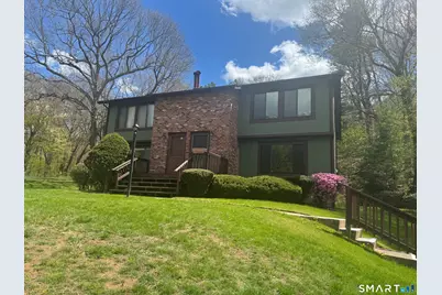 49 Cliffside Drive #B, Manchester, CT 06042 - Photo 1