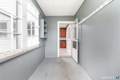 257 Tunxis Avenue, Bloomfield, CT 06002 - Photo 23