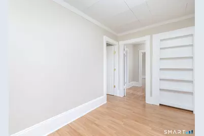 257 Tunxis Avenue, Bloomfield, CT 06002 - Photo 19
