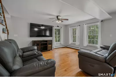 1352 North Road, Groton, CT 06340 - Photo 5