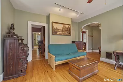 112 Benham Avenue, Bridgeport, CT 06604 - Photo 11