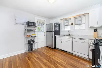 73 Layton Street, West Hartford, CT 06110 - Photo 9