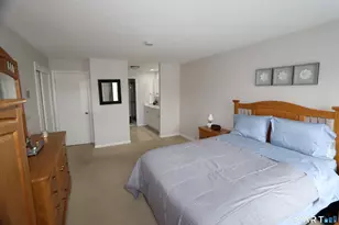 140 Kane St, West Hartford, CT 06119 - Photo 15