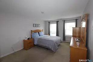 140 Kane St, West Hartford, CT 06119 - Photo 17