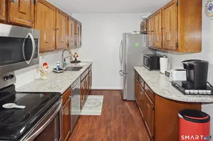 140 Kane St, West Hartford, CT 06119 - Photo 7
